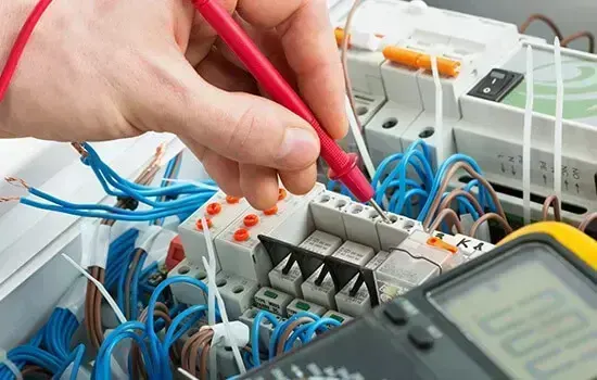 Professional electrician in Enfield Highway